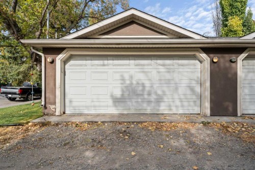 2341 6 Avenue Nw, Calgary, AB - Outdoor