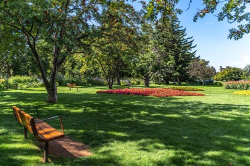 2341 6 Avenue Nw, Calgary, AB - Outdoor