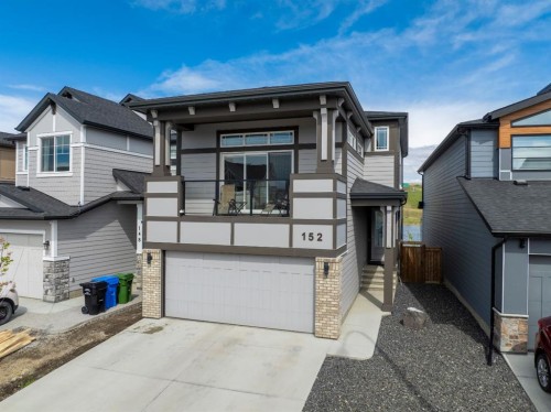 152 Cranbrook Gardens Se, Calgary, AB - Outdoor
