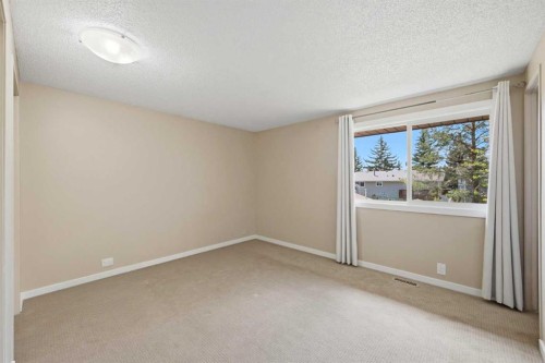 156 Templeview Place Ne, Calgary, AB - Indoor Photo Showing Other Room