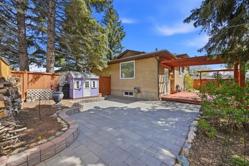156 Templeview Place Ne, Calgary, AB - Outdoor