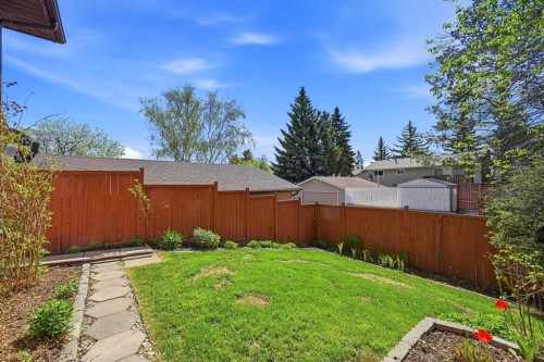 156 Templeview Place Ne, Calgary, AB - Outdoor