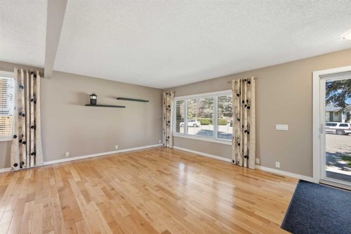 156 Templeview Place Ne, Calgary, AB - Indoor