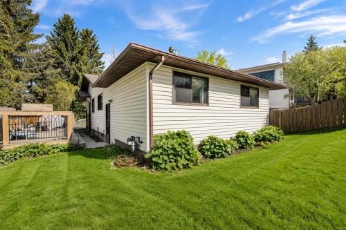 138 Dalhousie Road Nw, Calgary, AB - Outdoor With Deck Patio Veranda
