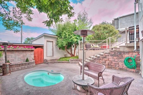 1604 Scotland Street Sw, Calgary, AB - Outdoor With In Ground Pool