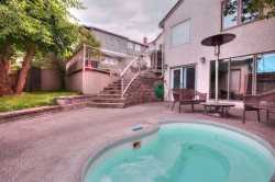1604 Scotland Street SW Calgary, AB T3C 2L5