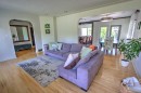 1604 Scotland Street Sw, Calgary, AB  - Indoor Photo Showing Living Room 