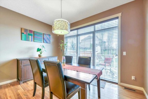 8 Sunset Square, Cochrane, AB - Indoor Photo Showing Dining Room