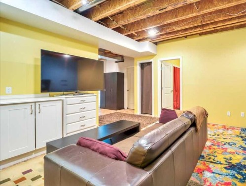 8 Sunset Square, Cochrane, AB - Indoor Photo Showing Basement