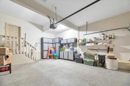 8 Sunset Square, Cochrane, AB - Indoor