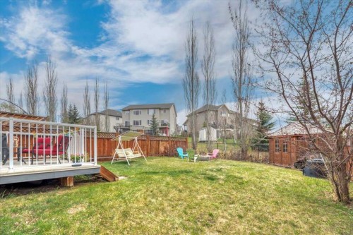 8 Sunset Square, Cochrane, AB - Outdoor