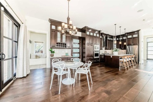 602 22 Avenue Ne, Calgary, AB - Indoor Photo Showing Dining Room