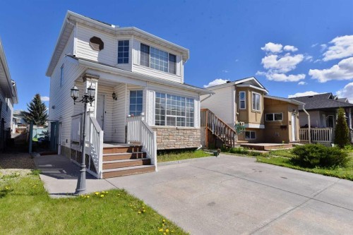 125 Costa Mesa Close Ne, Calgary, AB - Outdoor With Facade