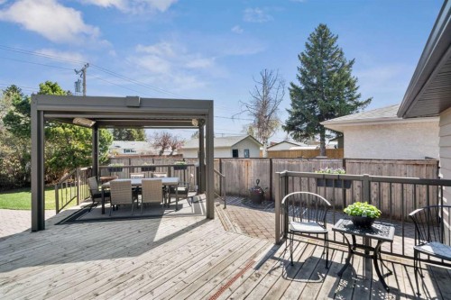 10220 Maple Grove Place Se, Calgary, AB - Outdoor With Deck Patio Veranda With Exterior