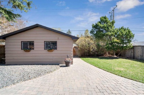 10220 Maple Grove Place Se, Calgary, AB - Outdoor