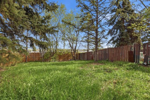 855 Whitehill Way Ne, Calgary, AB - Outdoor