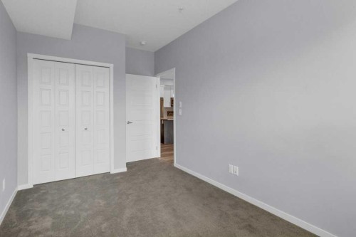 323-4150 Seton Drive Se, Calgary, AB - Indoor