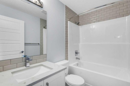 323-4150 Seton Drive Se, Calgary, AB - Indoor Photo Showing Bathroom