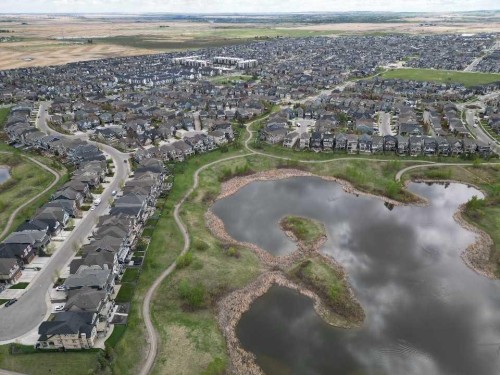 263 Mahogany Way Se, Calgary, AB 
