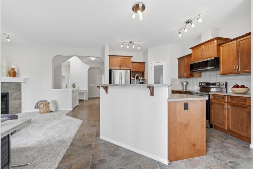 142 Bridlerange Place Sw, Calgary, AB 