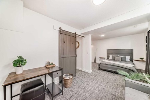 3240 Dovercliffe Road Se, Calgary, AB - Indoor