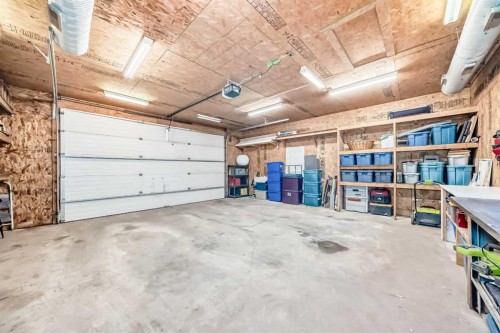 3240 Dovercliffe Road Se, Calgary, AB - Indoor Photo Showing Garage