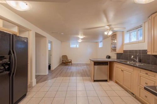 2110 26 Avenue Sw, Calgary, AB 