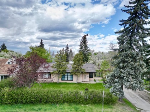 2110 26 Avenue Sw, Calgary, AB 