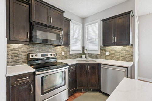 597 Muirfield Crescent, Lyalta, AB 