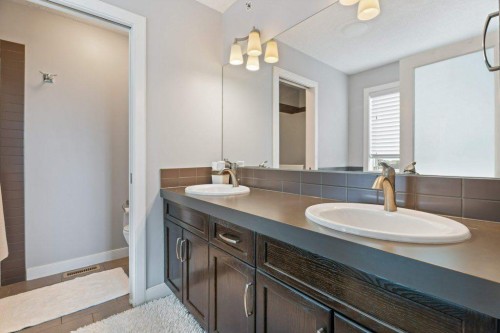 597 Muirfield Crescent, Lyalta, AB 