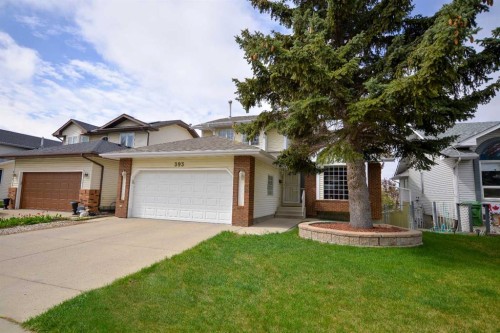 393 Hawktree Circle Nw, Calgary, AB - Outdoor With Facade