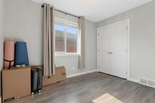 193 River Heights Drive, Cochrane, AB - Indoor Photo Showing Other Room