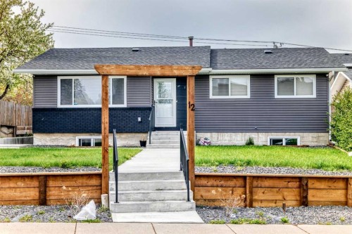 12 Rundleson Way Ne, Calgary, AB - Outdoor