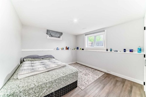 12 Rundleson Way Ne, Calgary, AB - Indoor Photo Showing Bedroom