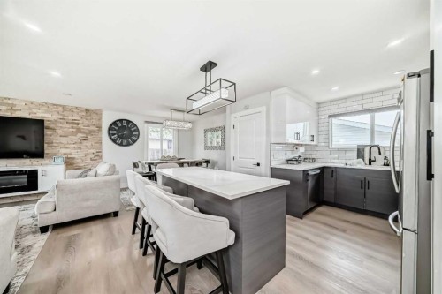 12 Rundleson Way Ne, Calgary, AB - Indoor Photo Showing Kitchen With Upgraded Kitchen