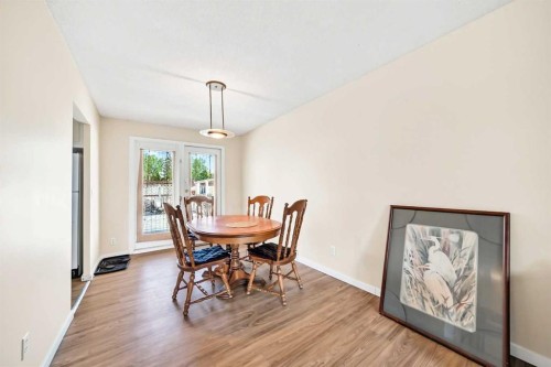 5051 Vantage Crescent Nw, Calgary, AB - Indoor Photo Showing Dining Room