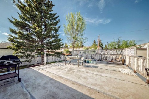 5051 Vantage Crescent Nw, Calgary, AB - Outdoor