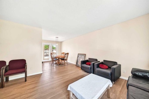 5051 Vantage Crescent Nw, Calgary, AB - Indoor Photo Showing Living Room