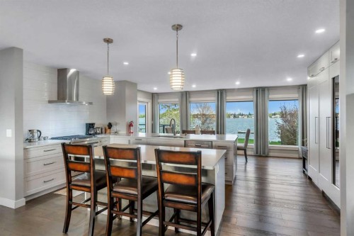 760 West Chestermere Drive, Chestermere, AB - Indoor