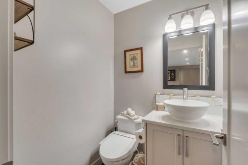760 West Chestermere Drive, Chestermere, AB - Indoor Photo Showing Bathroom