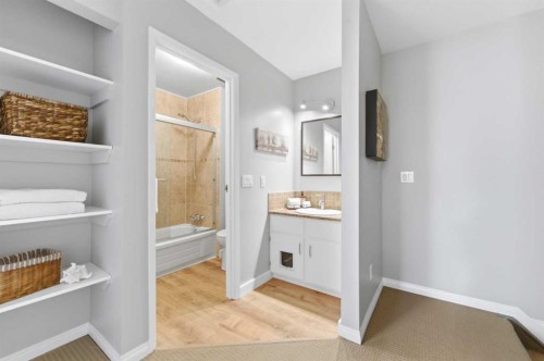 4-106 Grier Terrace Ne, Calgary, AB - Indoor Photo Showing Other Room