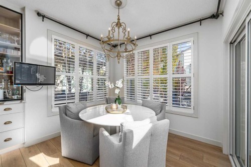 77 Everbrook Drive Sw, Calgary, AB - Indoor Photo Showing Dining Room