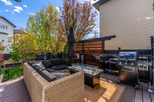77 Everbrook Drive Sw, Calgary, AB - Outdoor With Deck Patio Veranda With Exterior