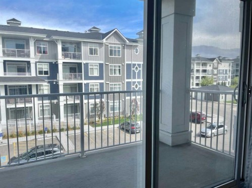 302-100 Auburn Meadows Common Se, Calgary, AB - Outdoor