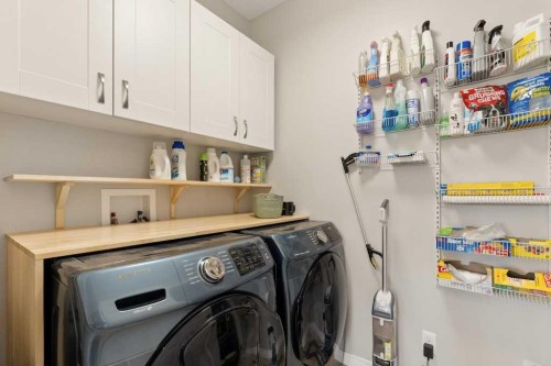 728 Windridge Road Sw, Airdrie, AB - Indoor Photo Showing Laundry Room