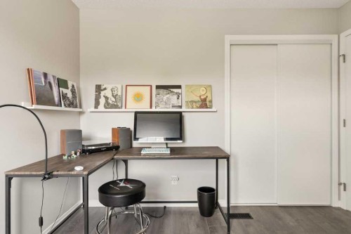 728 Windridge Road Sw, Airdrie, AB - Indoor Photo Showing Office