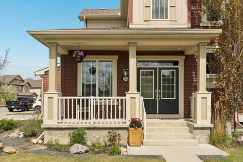 728 Windridge Road Sw, Airdrie, AB - Outdoor With Deck Patio Veranda With Facade