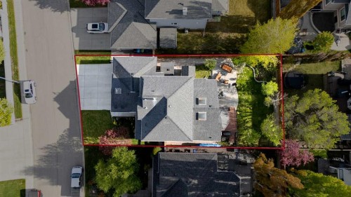 89 Douglasdale Crescent Se, Calgary, AB - Outdoor