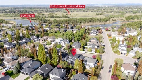 89 Douglasdale Crescent Se, Calgary, AB - Outdoor With View