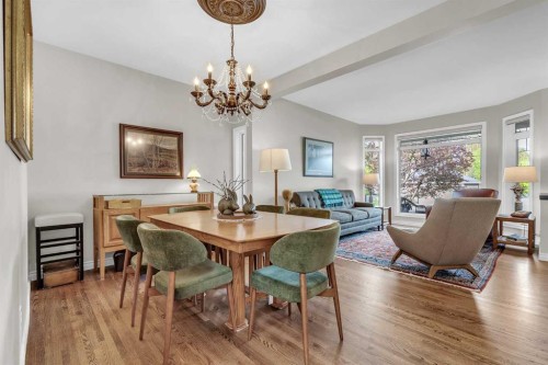89 Douglasdale Crescent Se, Calgary, AB - Indoor Photo Showing Dining Room